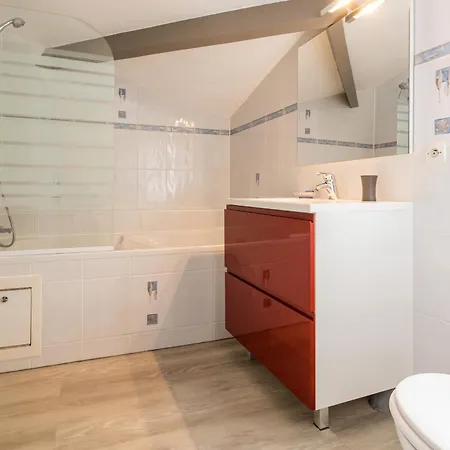 펜션 Grande Maison Lumineuse, Jardin Clos, Wi-fi Inclus - Fr-1-306-1295 *